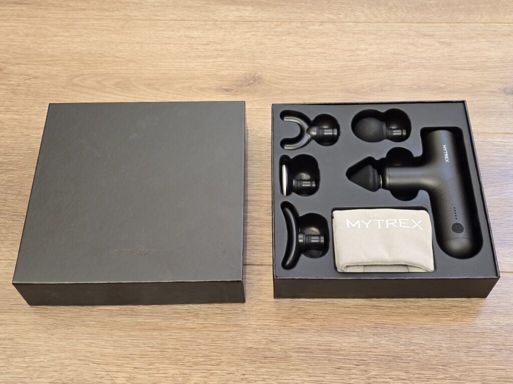 アタッチメント
